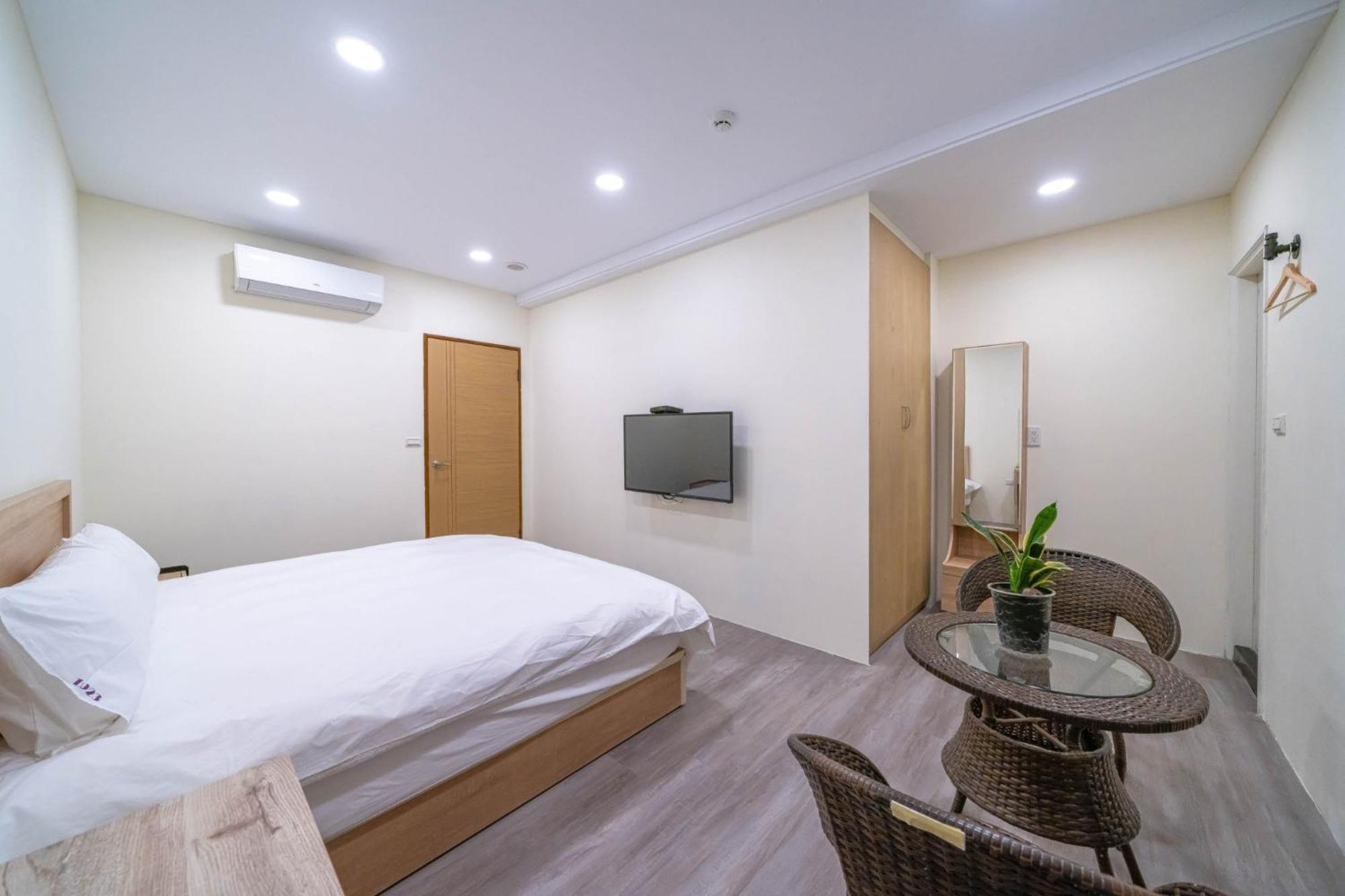 Fu Bo Ju Apartamento Tainan Exterior foto